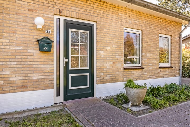 Vrijstaande woning te koop: Oosterpark 25, Oostkapelle