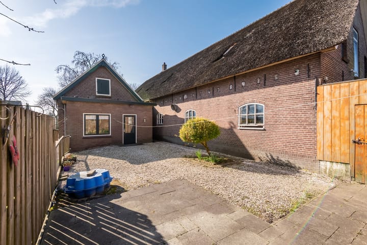 Foto 11 van Benedeneind NZ 394