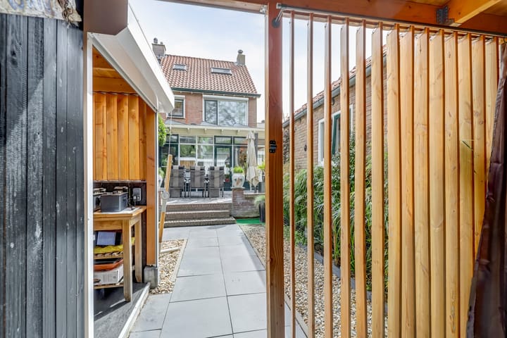 Foto 45 van Jan Barendselaan 14