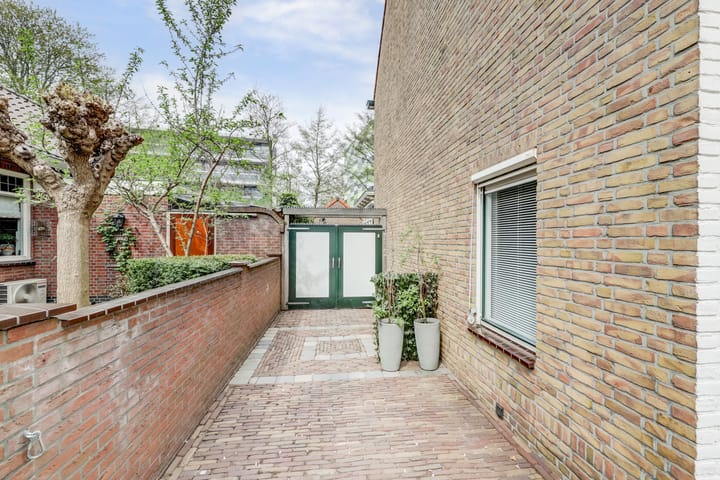 Foto 46 van Jan Barendselaan 14