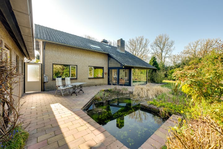 Foto 45 van Essenlaan 4