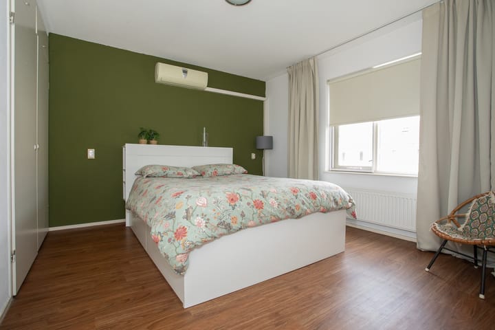 Foto 24 van Brucknerstraat 3