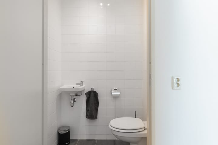 Photo 7 of 's-Gravendamseweg 16-J