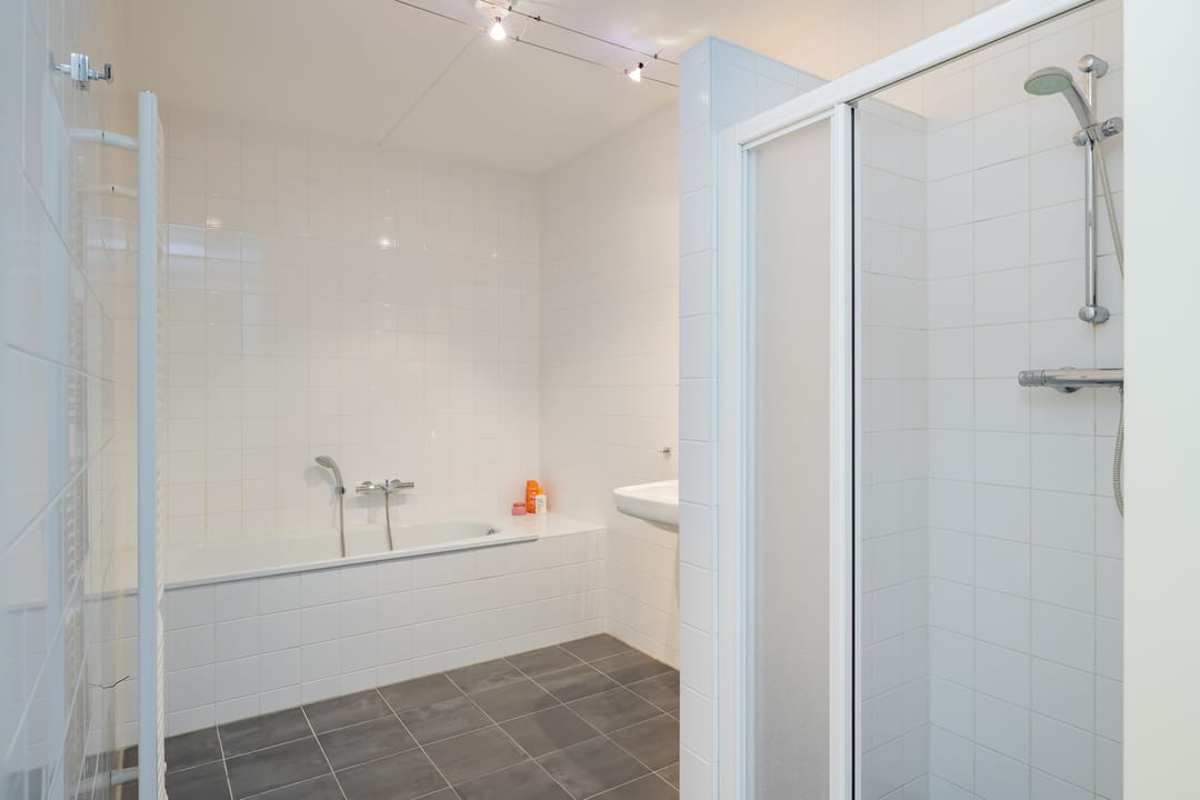 Photo 8 of 's-Gravendamseweg 16-J