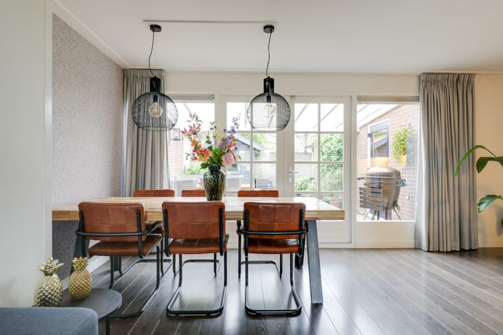 Photo 14 of Ariënsstraat 25