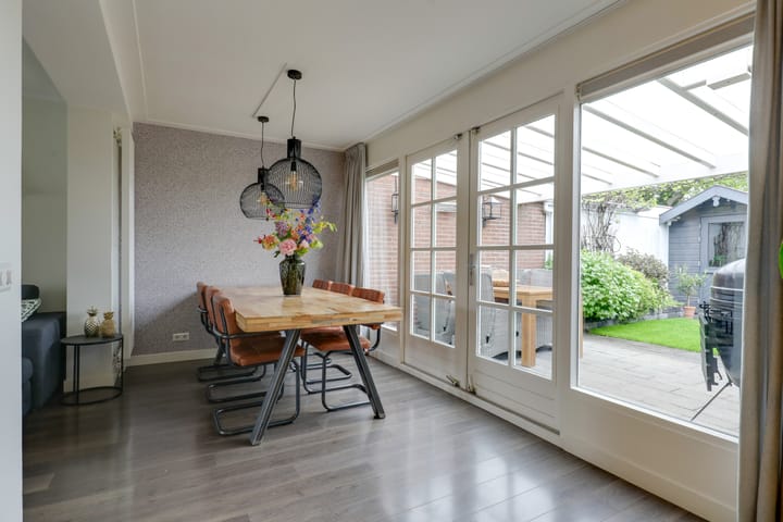 Photo 16 of Ariënsstraat 25