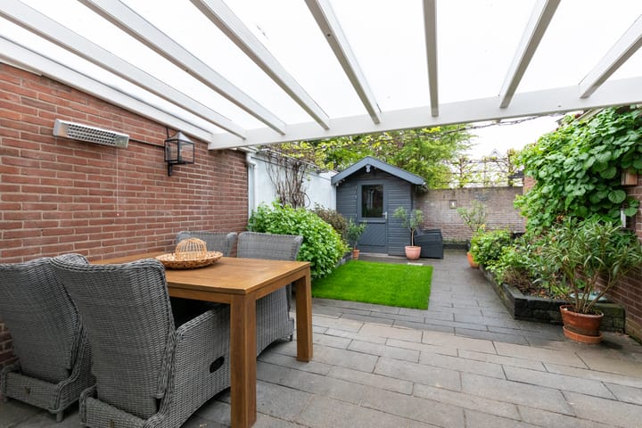 Photo 17 of Ariënsstraat 25