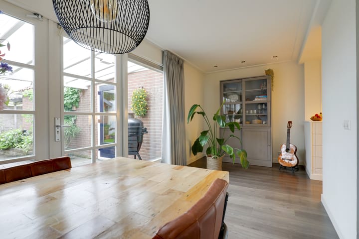 Photo 19 of Ariënsstraat 25