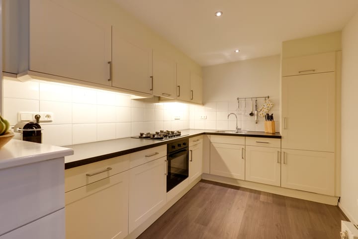 Photo 22 of Ariënsstraat 25