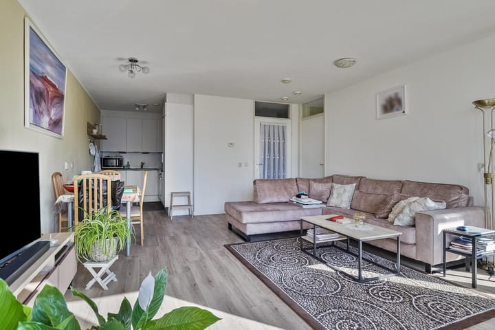 Foto 11 van Piet Paaltjensplein 60