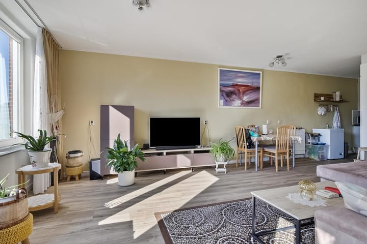 Foto 12 van Piet Paaltjensplein 60