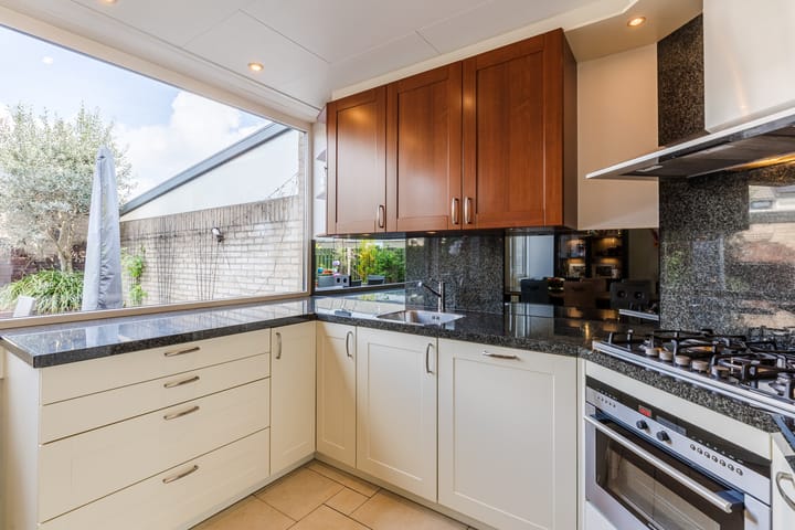 Foto 10 van Karel van Brimeustraat 4