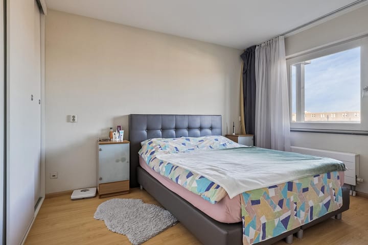 Foto 17 van Piet Paaltjensplein 60