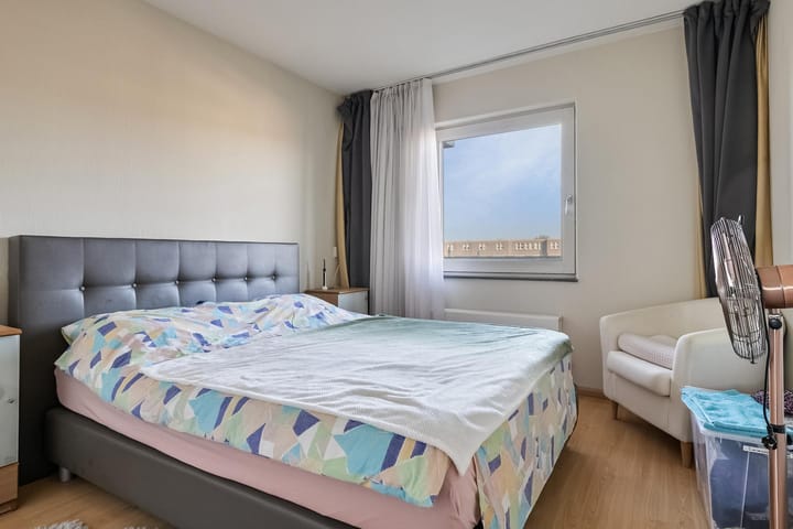 Foto 18 van Piet Paaltjensplein 60