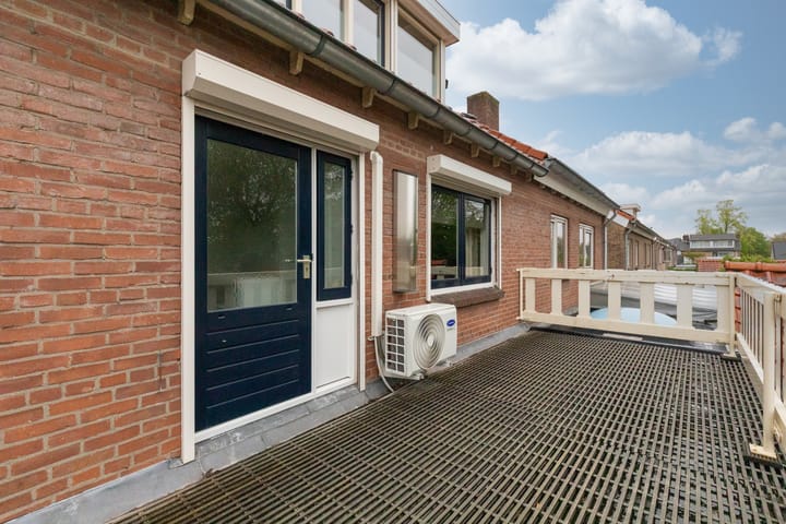 Photo 37 of Ariënsstraat 25