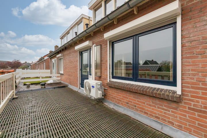 Photo 38 of Ariënsstraat 25