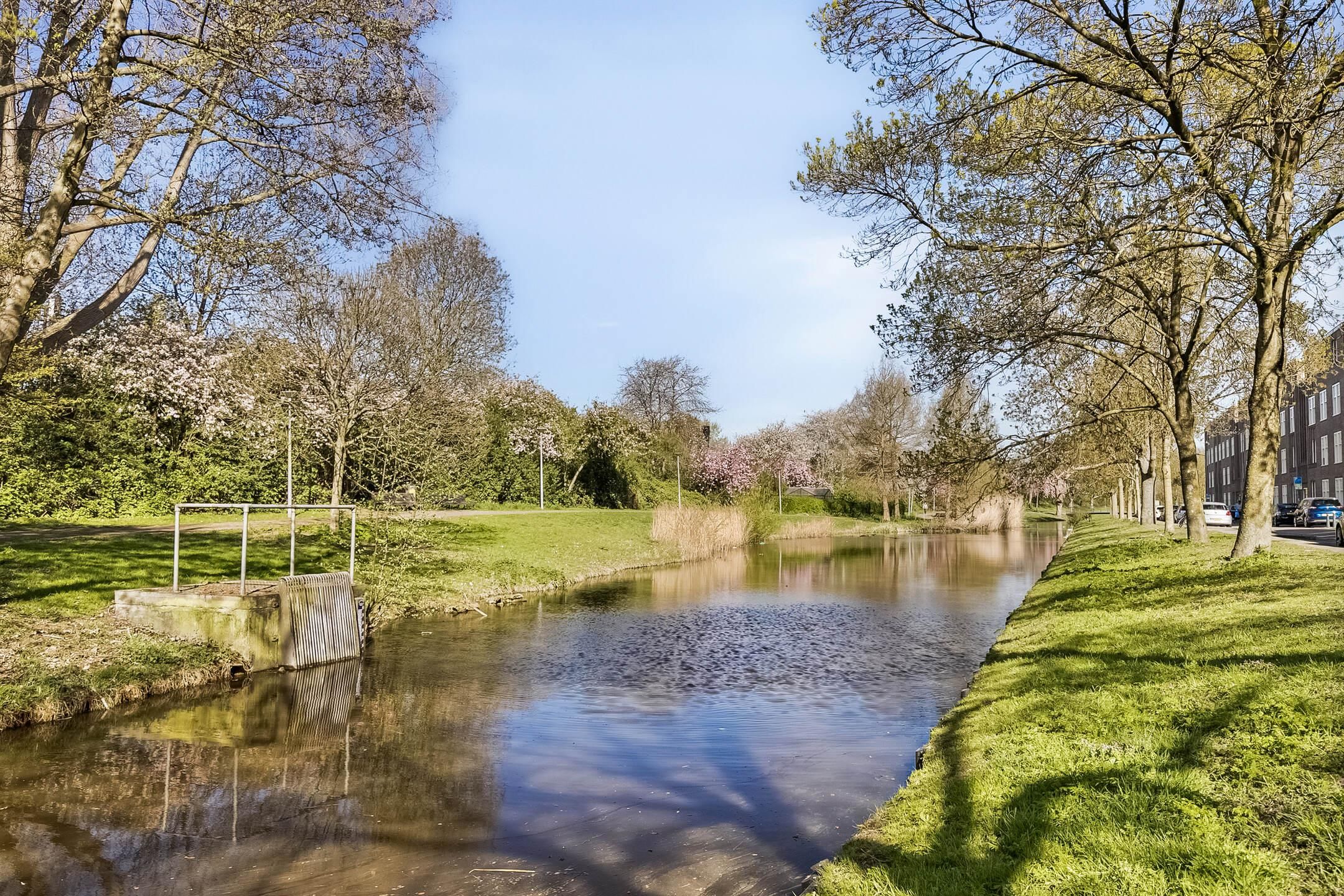 Photo 30 of Piet Paaltjensplein 60