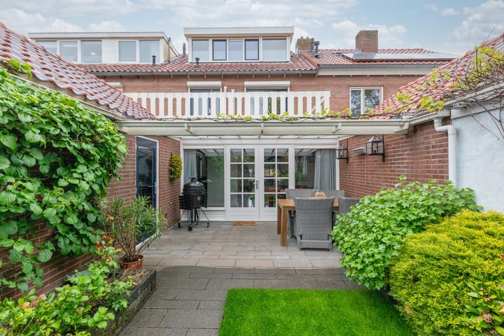 Photo 49 of Ariënsstraat 25