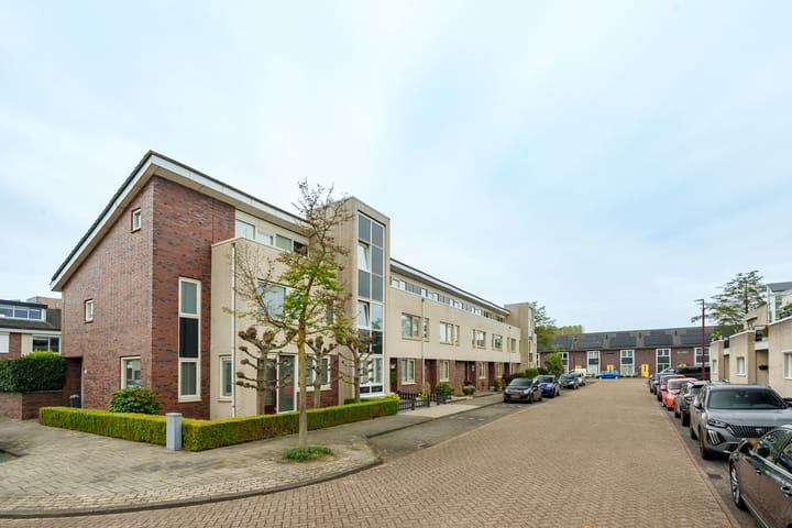 Photo 3 of Jan van Beershove 14