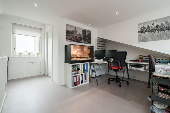 Photo 22 of Jan van Beershove 14