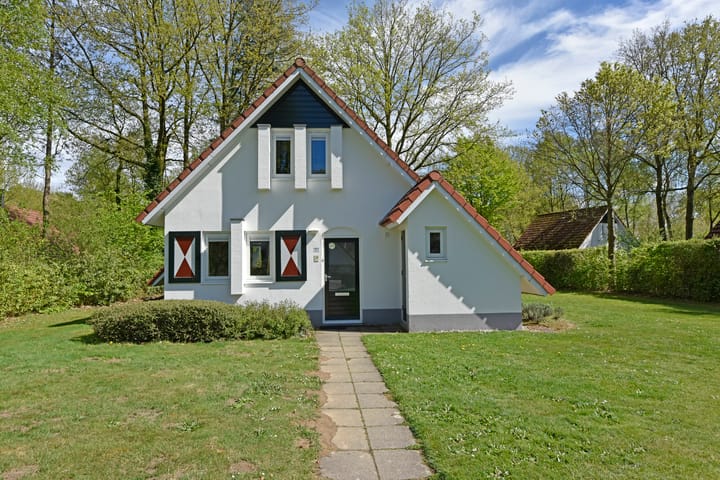 Photo 5 of Zwembadweg 1-077