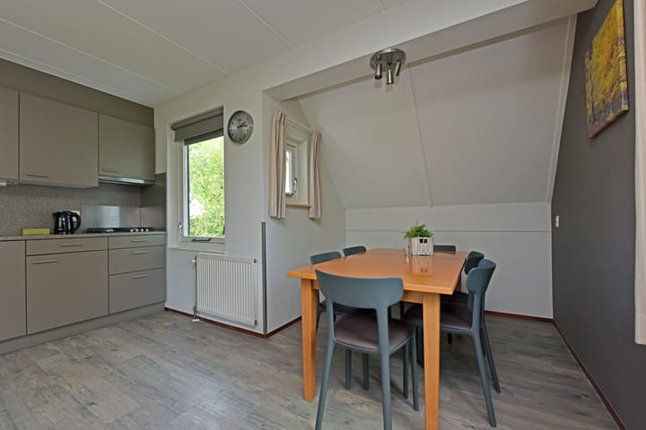 Photo 13 of Zwembadweg 1-077