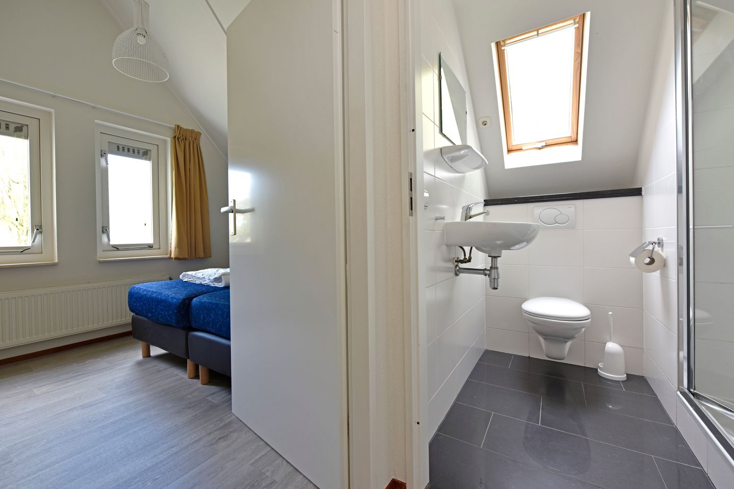 Foto 19 van Zwembadweg 1-077