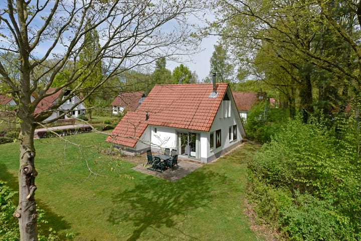 Photo 31 of Zwembadweg 1-077