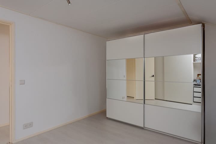 Foto 35 van Molenstraat 14