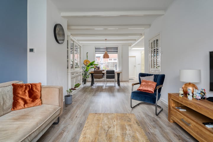 Foto 2 van Jan van Galenstraat 14