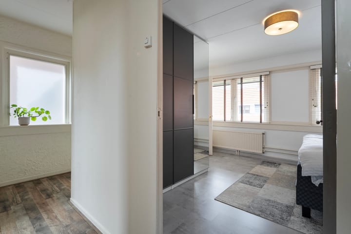 Foto 11 van Jan van Galenstraat 14