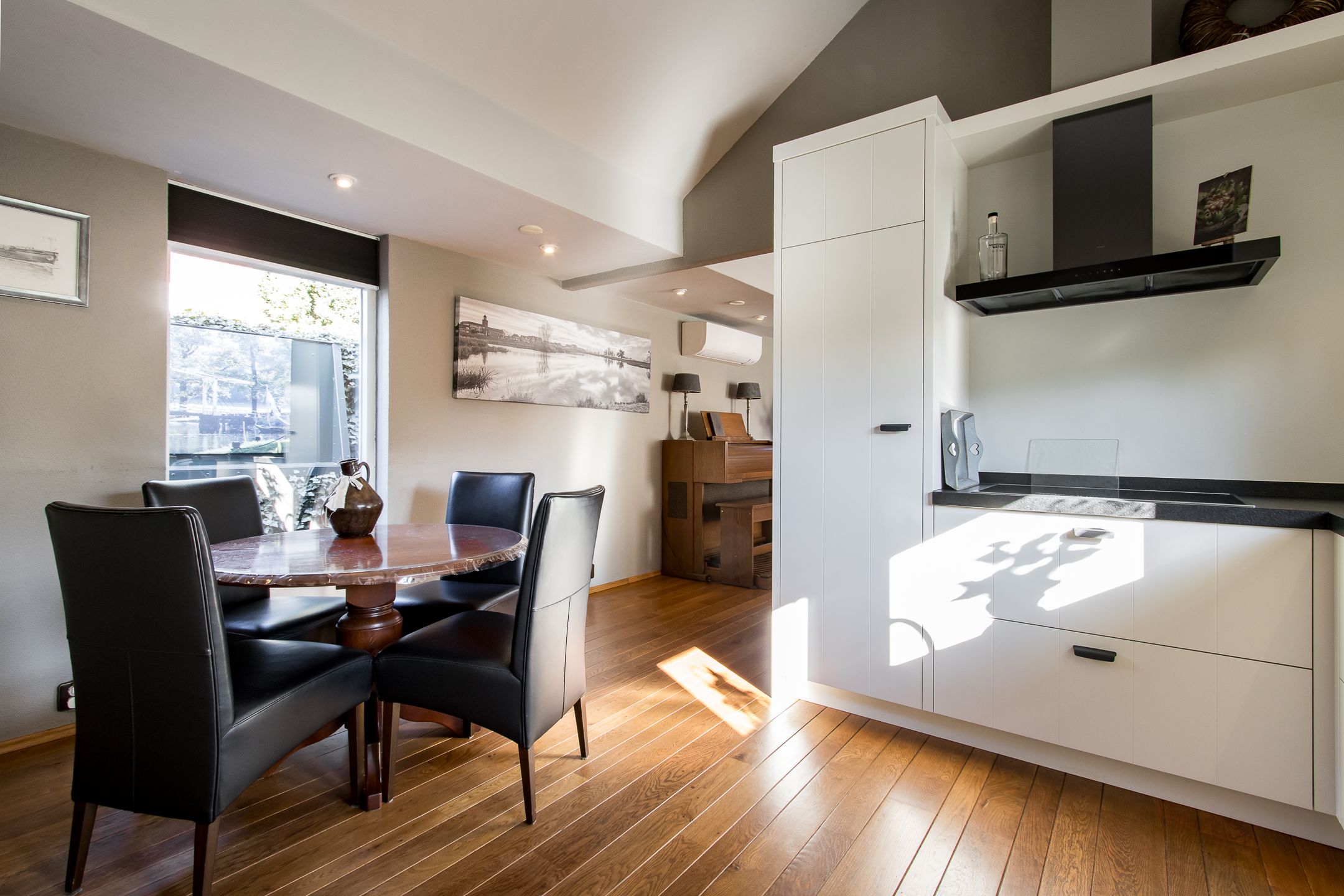 Foto 33 van Vervoornestraat 12