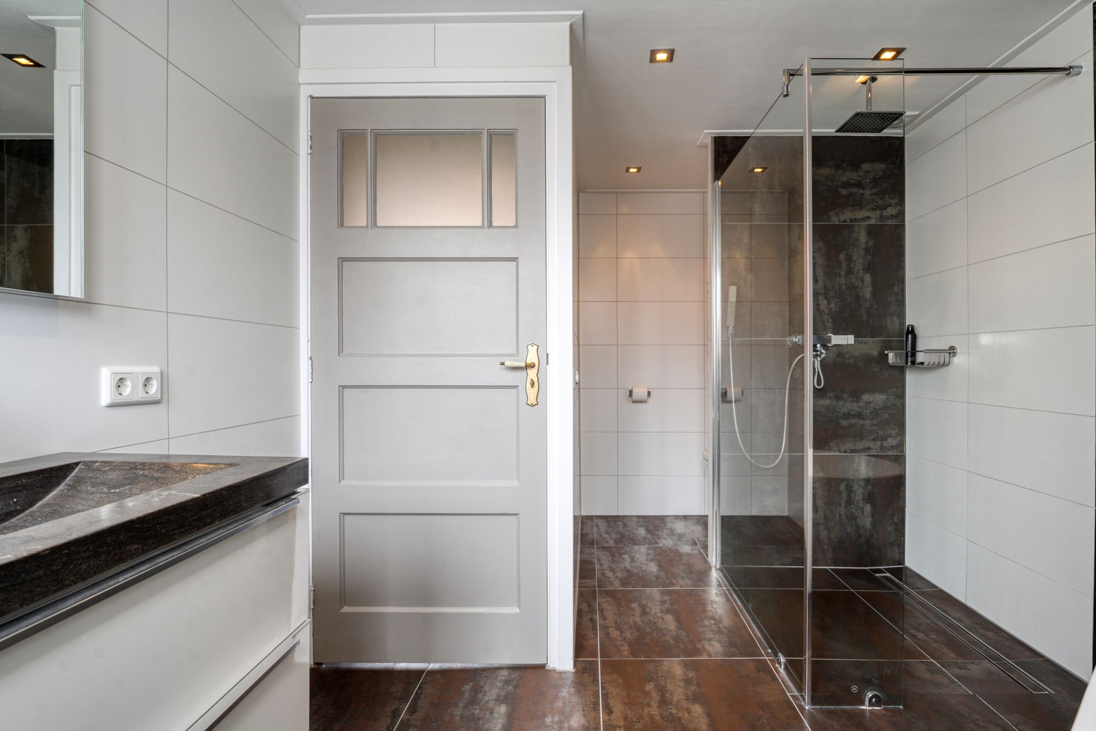 Photo 18 of Jan van Galenstraat 14