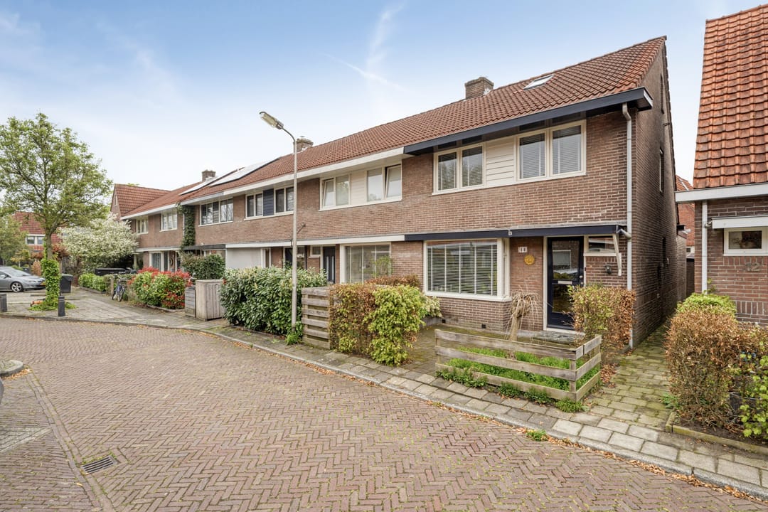 Photo 28 of Jan van Galenstraat 14