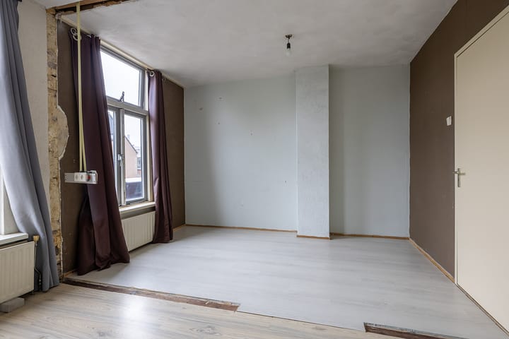 Foto 24 van Heemskerkerweg 48