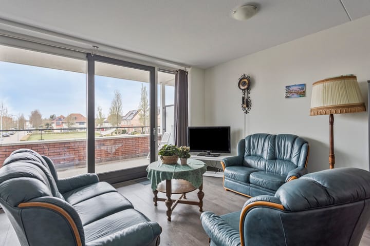 Foto 8 van Bloemenhof 61