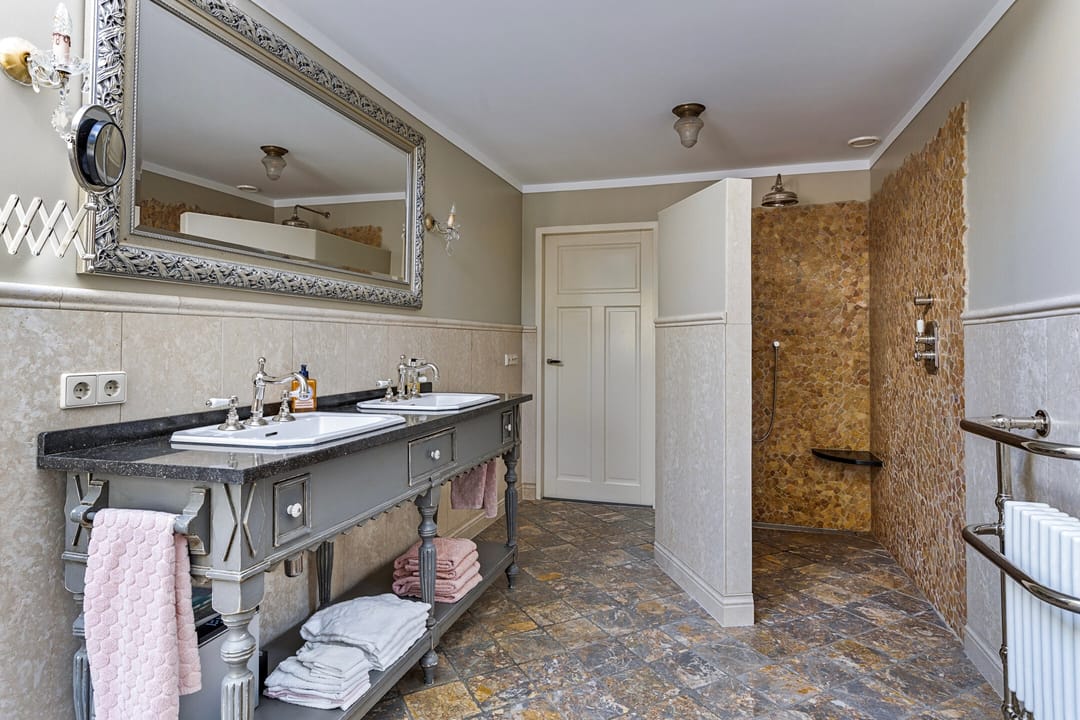 Foto 23 van Blaarthemseweg 79