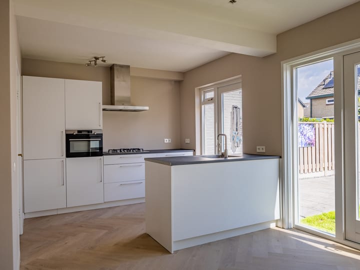 Foto 6 van Manegelaan 19