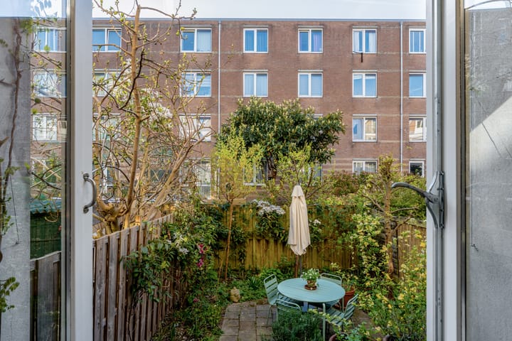 Photo 20 of Zestienhovenstraat 34