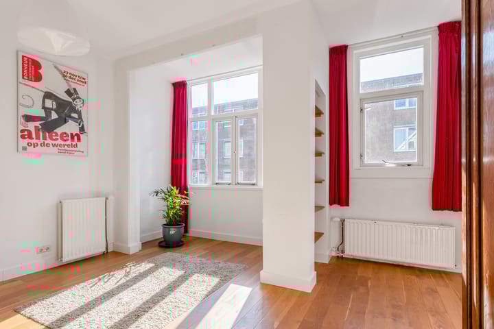 Photo 23 of Zestienhovenstraat 34