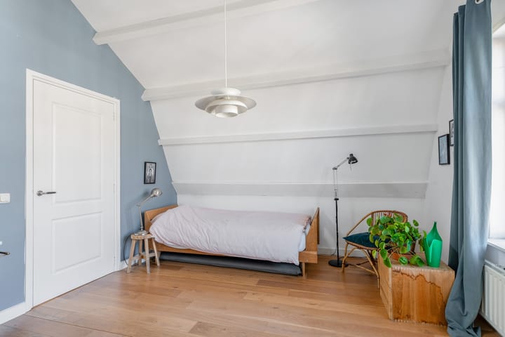 Photo 39 of Zestienhovenstraat 34