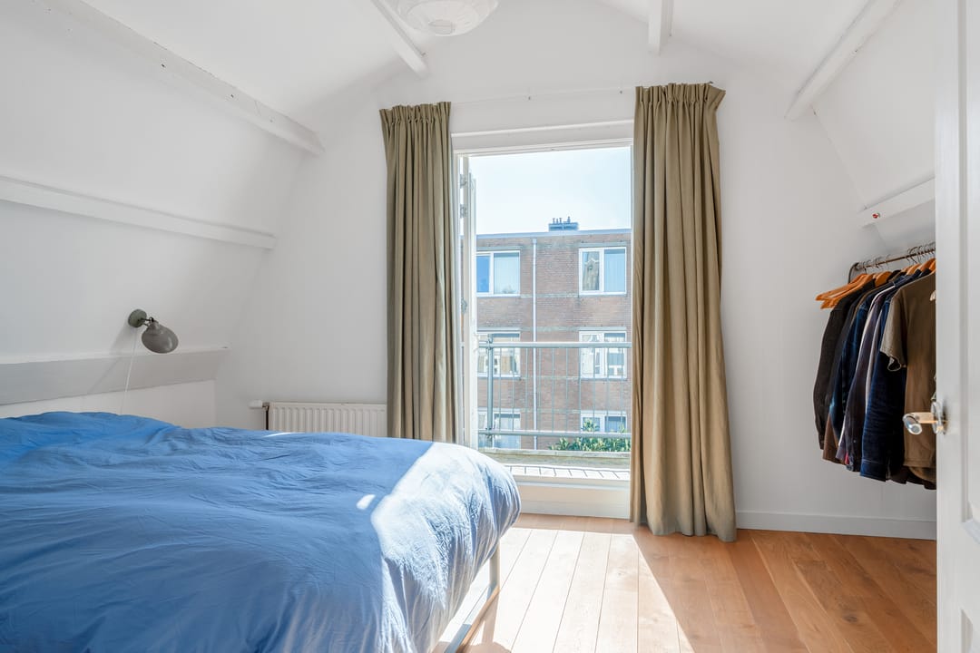 Foto 41 van Zestienhovenstraat 34