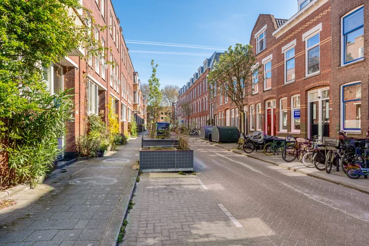 Photo 48 of Zestienhovenstraat 34