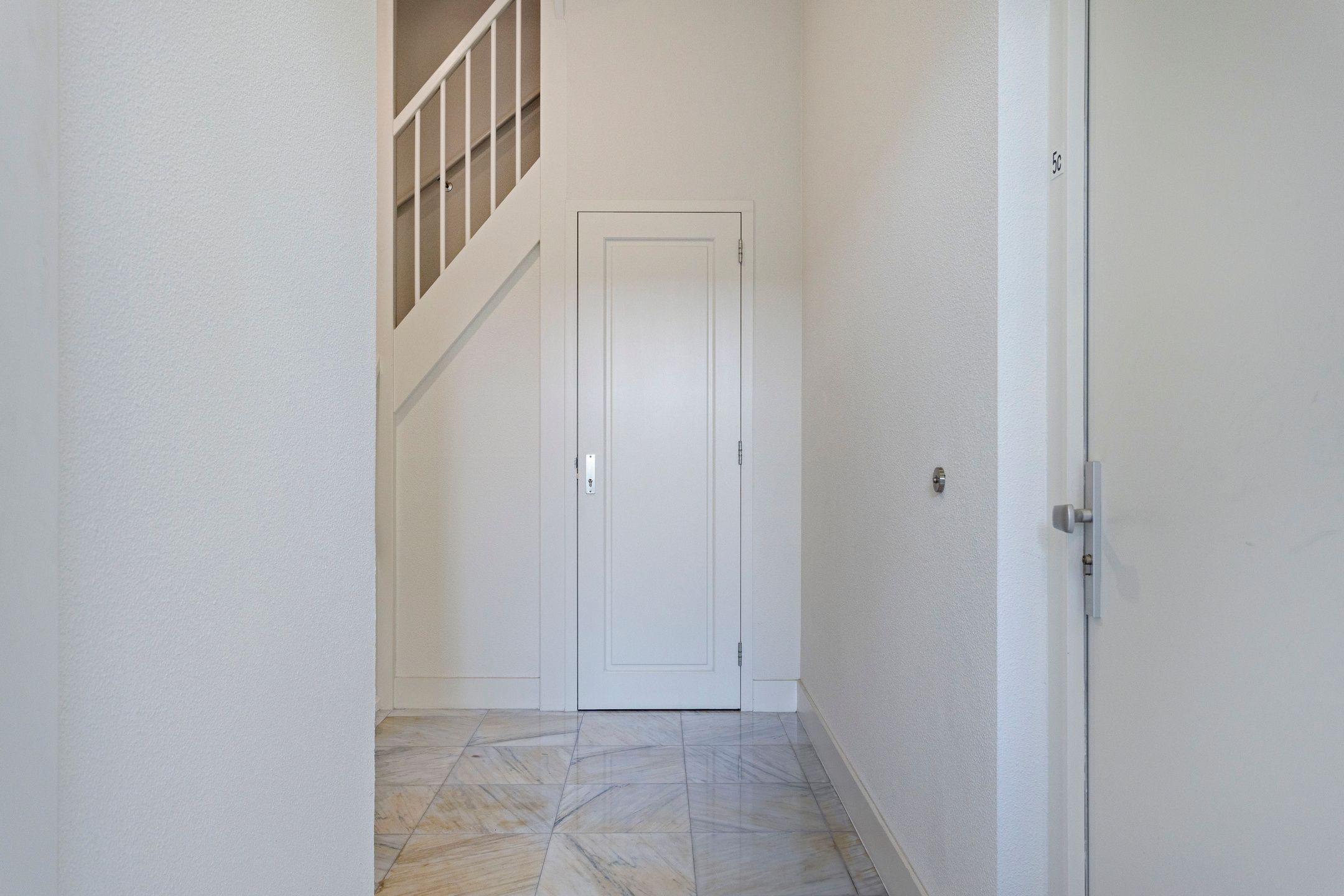 Photo 9 of Kloosterstraat 5-C