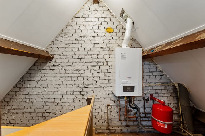 Foto 36 van Duizendschoonstraat 8-A