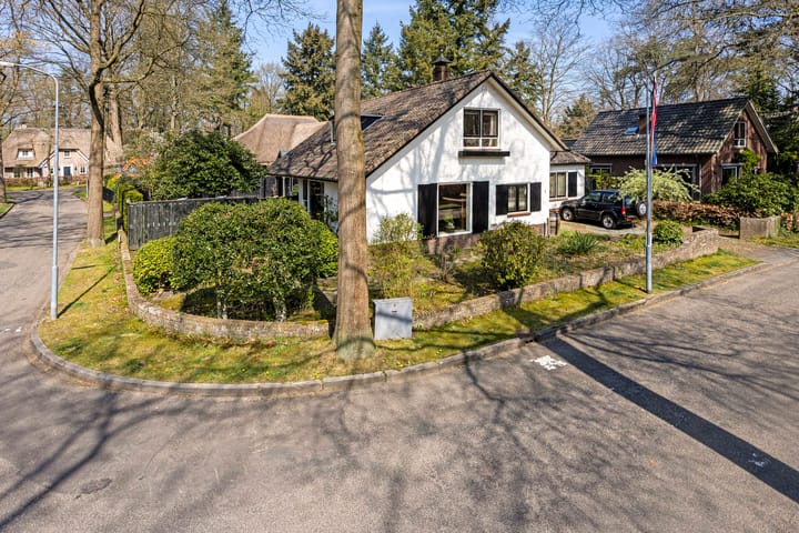 Foto 10 van Astridlaan 1