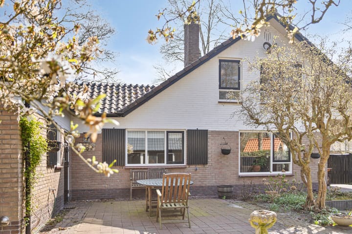 Foto 49 van Astridlaan 1