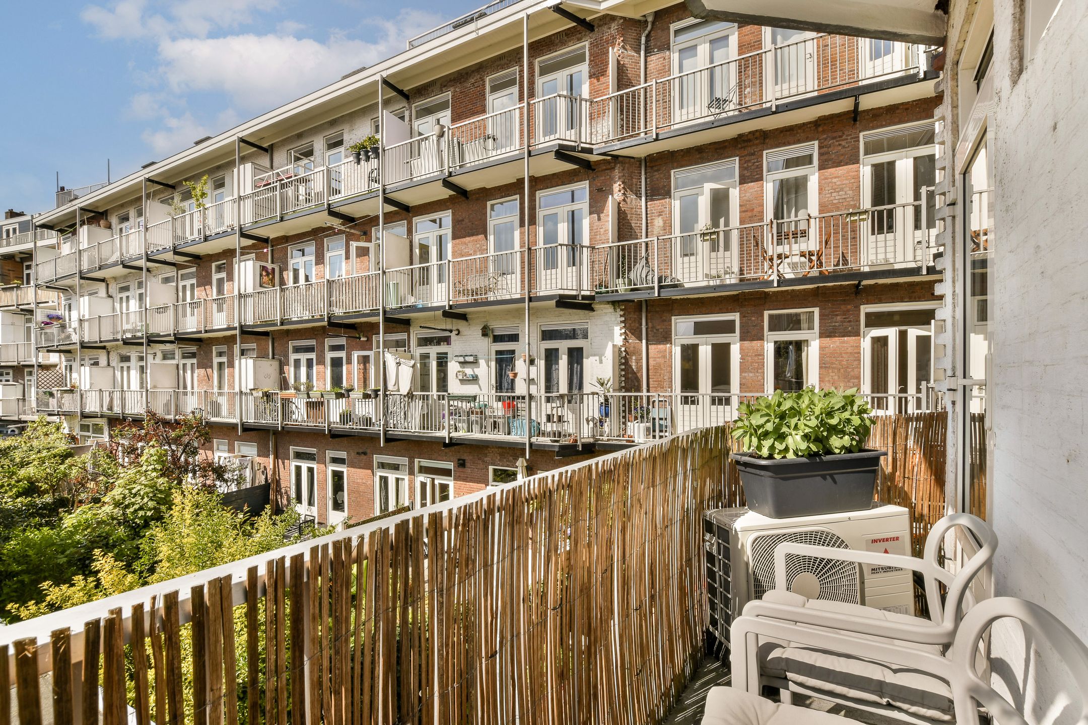 Foto 15 van Baarsjesweg 261-1