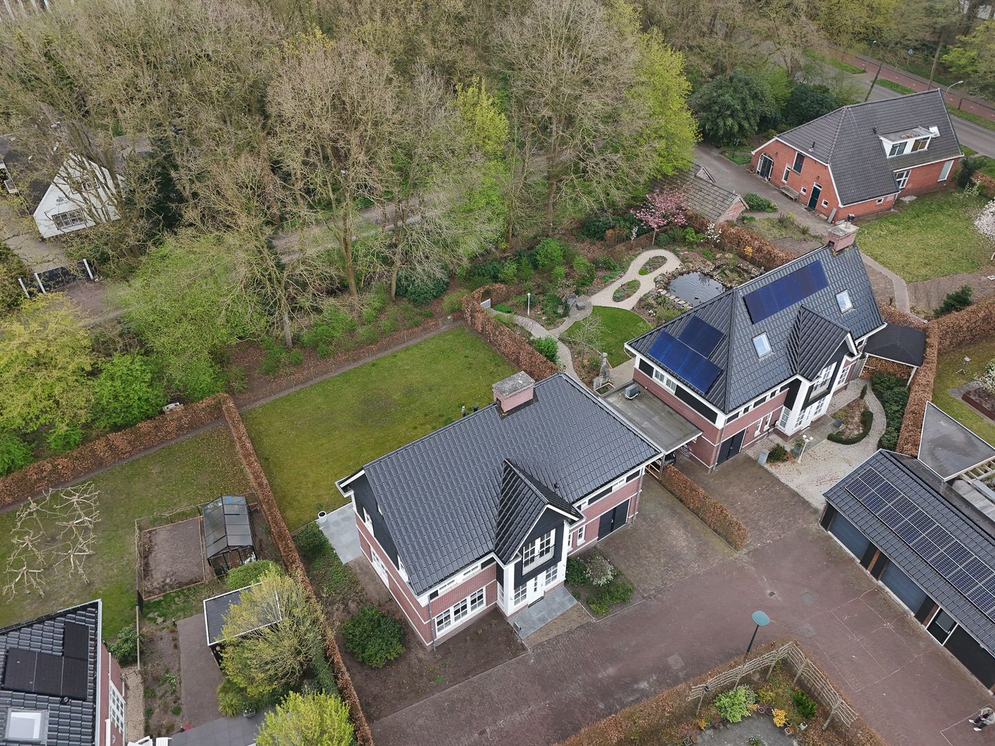 Foto 5 van De Thien 3