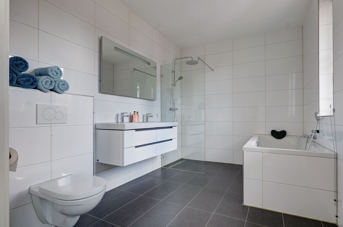 Foto 49 van De Thien 3